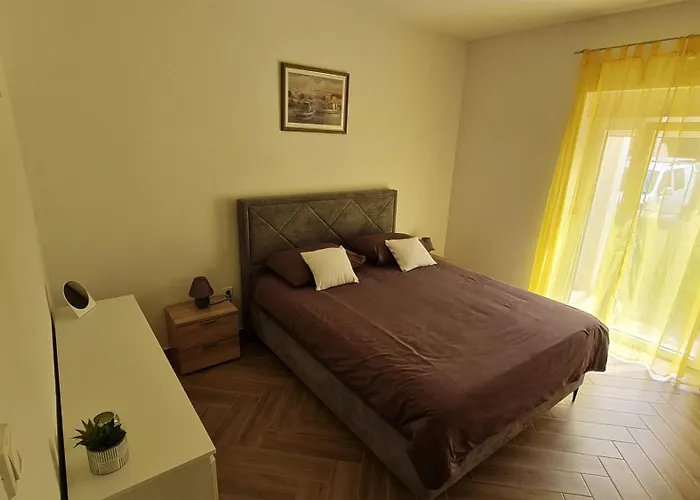 Apartment Lovmar