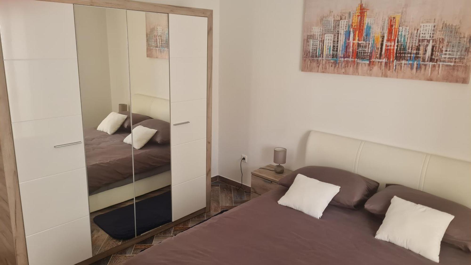 Apartment Lovmar