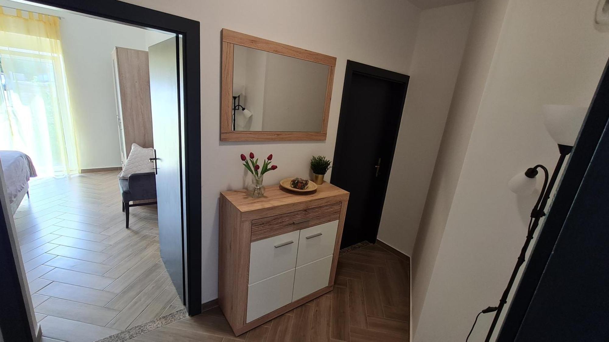 Lovmar Apartment *