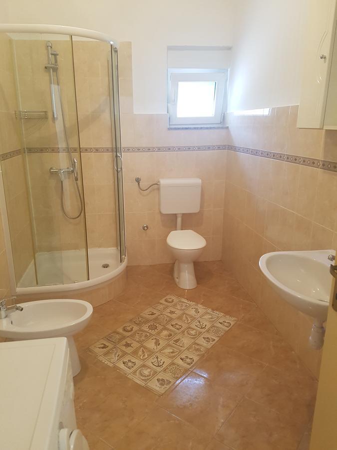 Apartment Lovmar